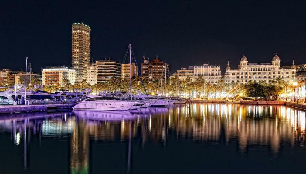 Preciosas Vistas Al Mar. Piscina. Playa San Juan Leilighet Alicante Eksteriør bilde